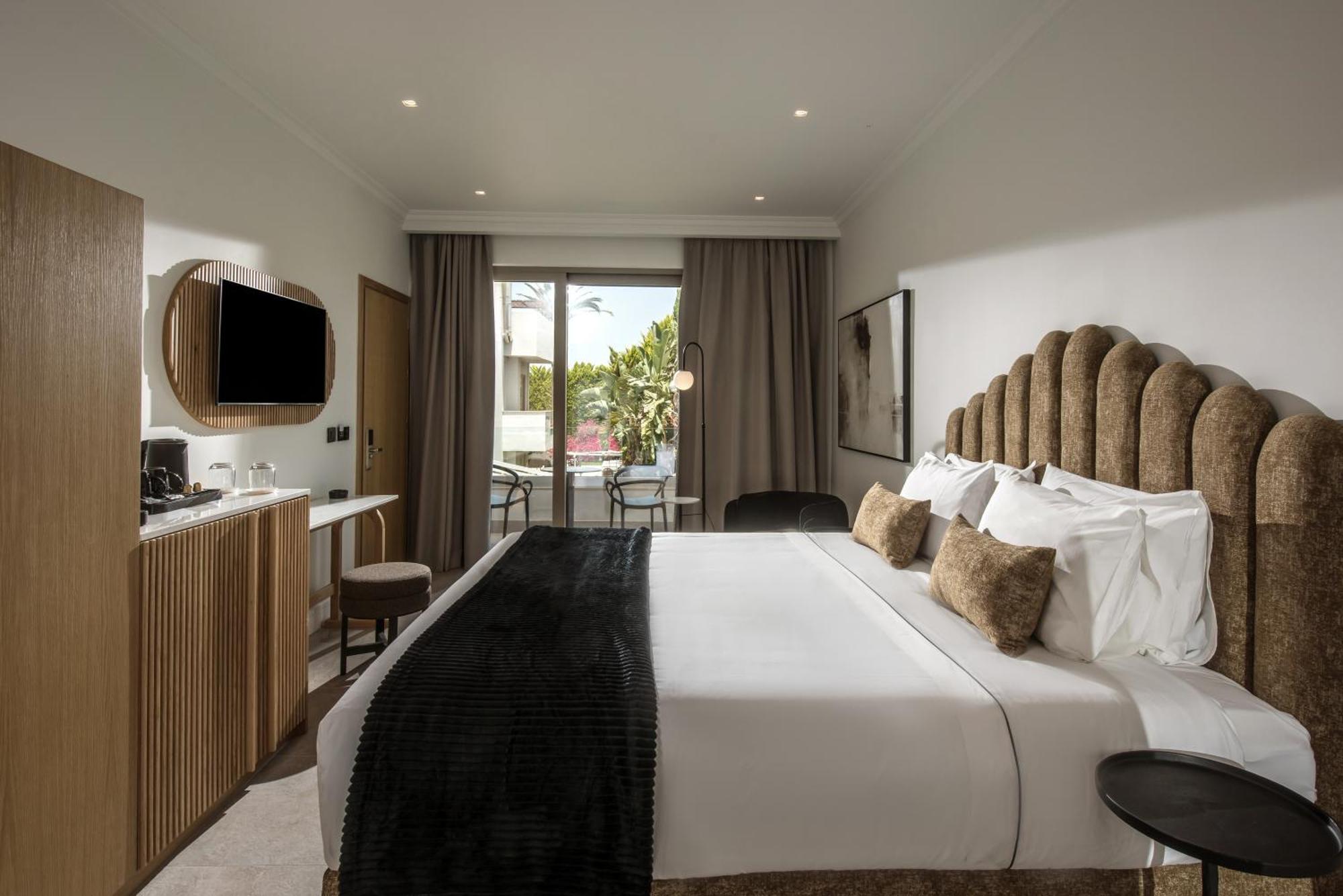 Drossia Palms Hotel And Nisos Beach Suites Малиа Экстерьер фото